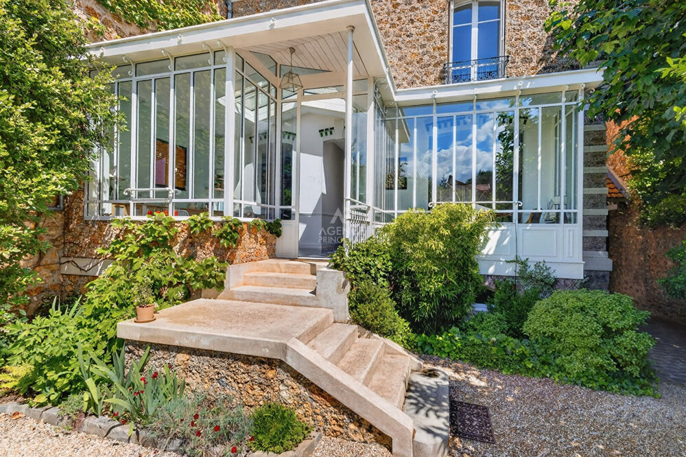 Versailles Rive-Droite Maison ancienne 10 pièces sur parcelle de 411 m²