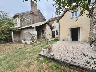  Immeuble à vendre 13 pièces 200 m²