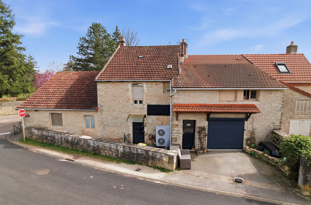 À Vendre : Charmante Maison en Pierre au Coeur de Dracy-le-Fort