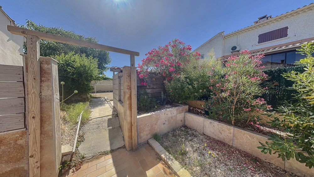 Vente Maison Maison Sorgues 5 pièce(s) 125 m2 PISCINE ET ANNEXES Sorgues
