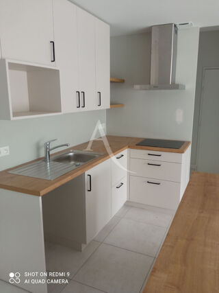 Appartement à louer 4 pièces 85 m²