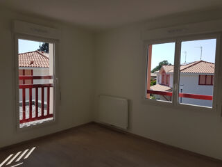  Appartement à louer 4 pièces 83 m²