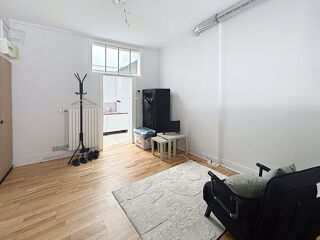  Appartement à louer 1 pièce 38 m²