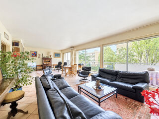  Appartement à vendre 5 pièces 121 m²