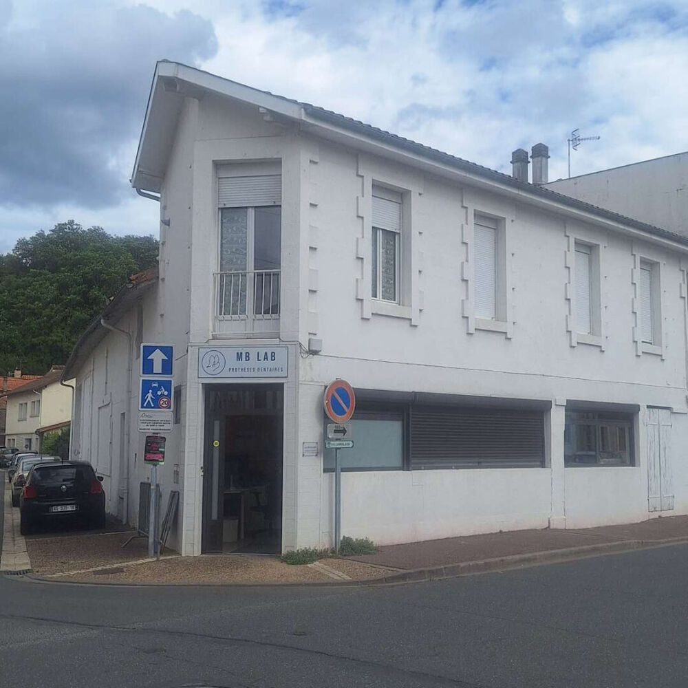 Immeuble Mussidan 4 pièce(s) 176m2