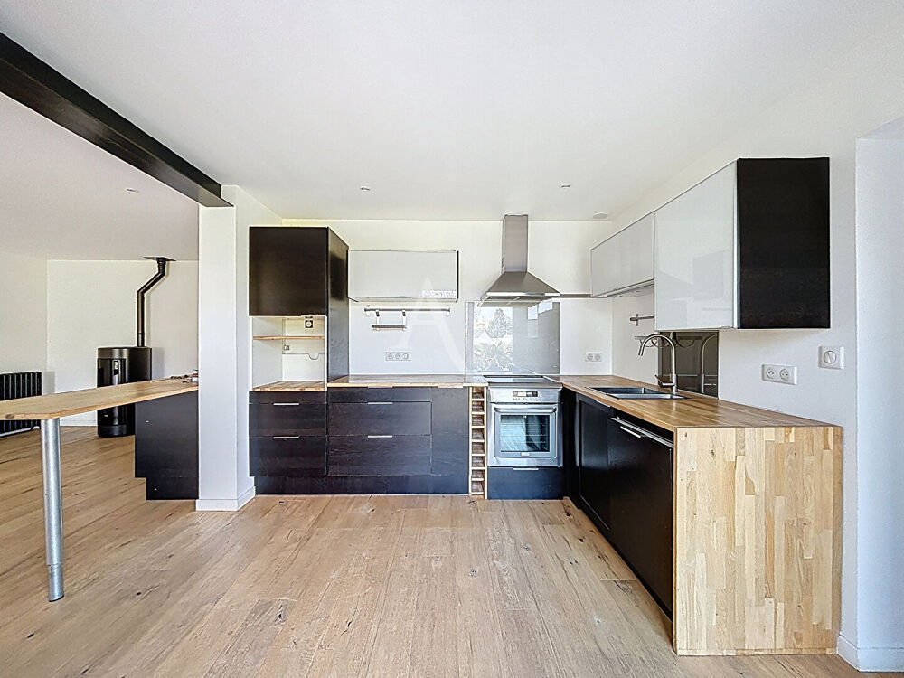 A LOUER RUE GENERAL LIZE MAISON T6 NON MEUBLE DISPONIBLE DE SUITE