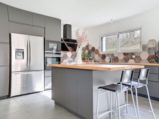 Maison 5 pi�ces 108 m� Le malzieu ville