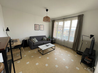  Appartement à louer 1 pièce 25 m²