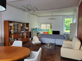  Maison � vendre 10 pi�ces 300 m�