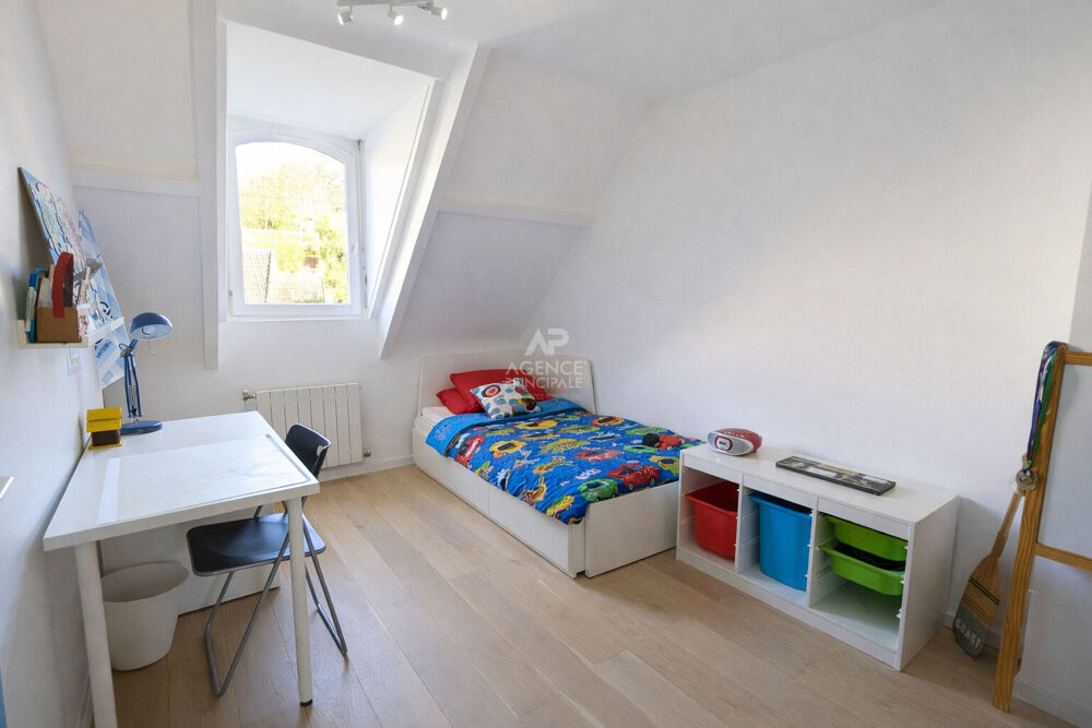à vendre  Maison Le Mesnil-le-Roi (78600)