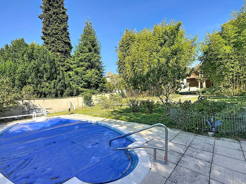 Vente Maison Maison La Cote Saint Andre 10 pièce(s) 380 m2 La cote saint andre