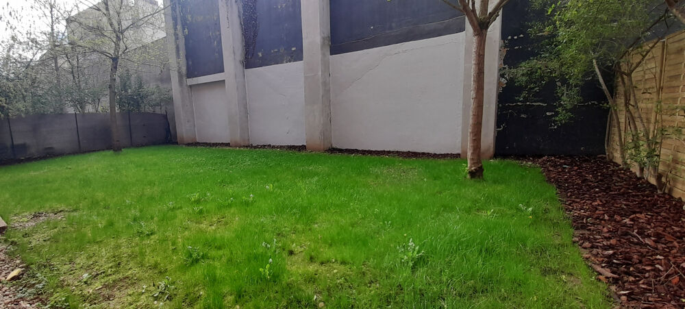 Vente Appartement RDJ APPARTEMENT  T4.Terrasse et jardin. Garage Villeurbanne