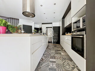  Maison à vendre 8 pièces 203 m²