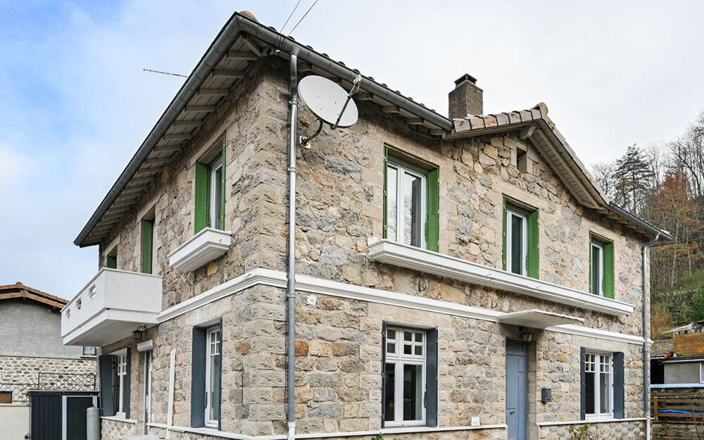 Ardèche - Maison 6 chambres -180 m²