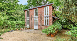  Maison  vendre 11 pices 424 m