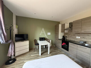  Appartement à louer 1 pièce 19 m²