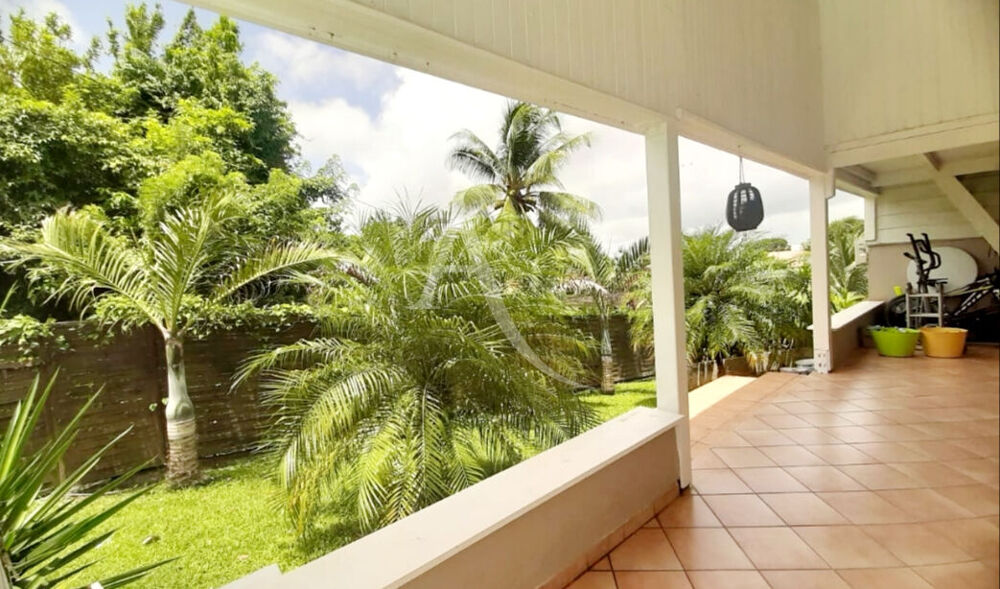 Vente Maison Villa Le Lamentin 4 pièce(s) 137 m2 Une Pépite qui vous comblera de BONHEUR !!!!!! Le lamentin