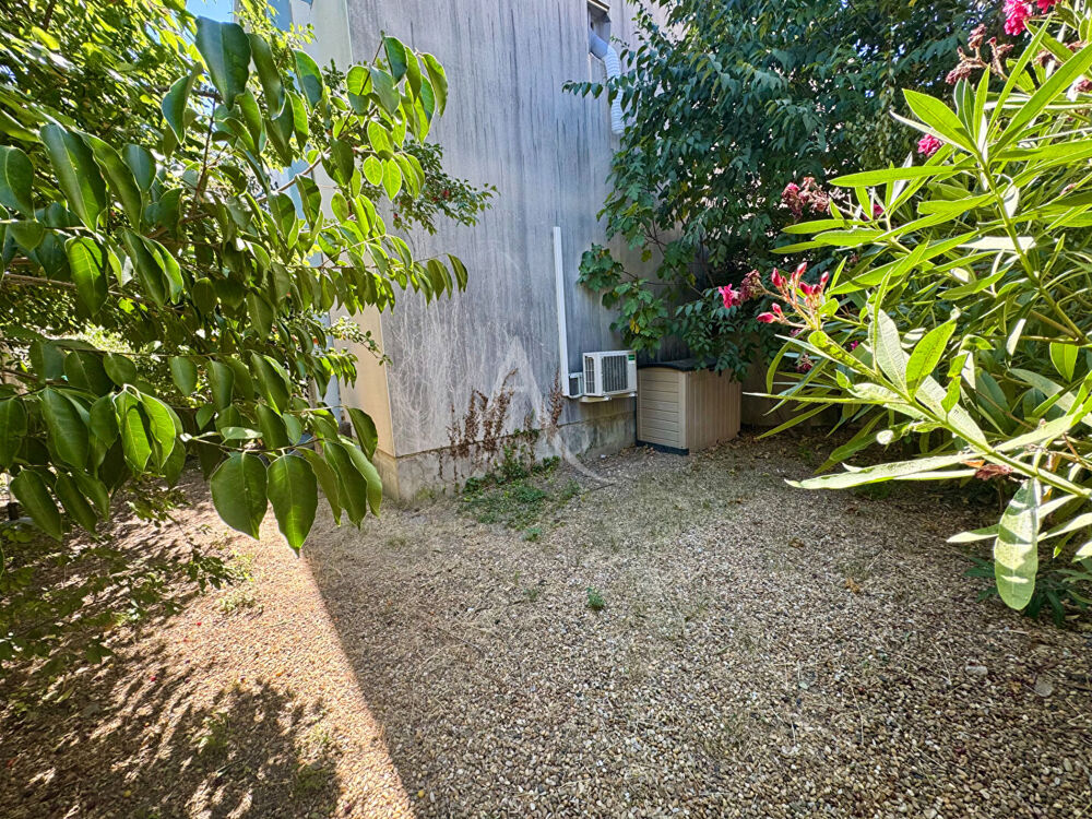 Appartement Nimes 1 pièce(s) 20.76 m2