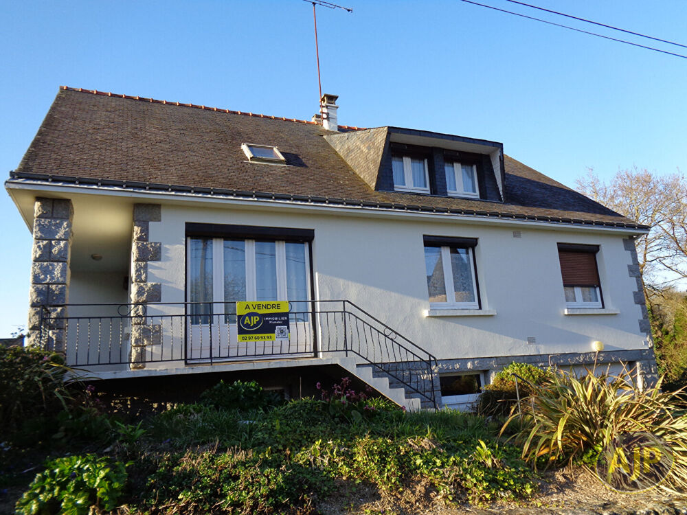 Maison Plumelec 8 pièce(s) 115 m2
