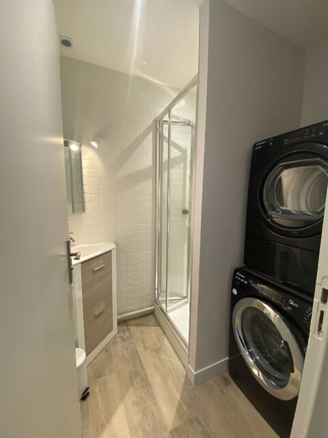  Appartement  louer 9 pices 156 m Villeurbanne