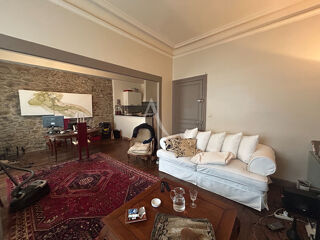  Immeuble � vendre 6 pi�ces 203 m�