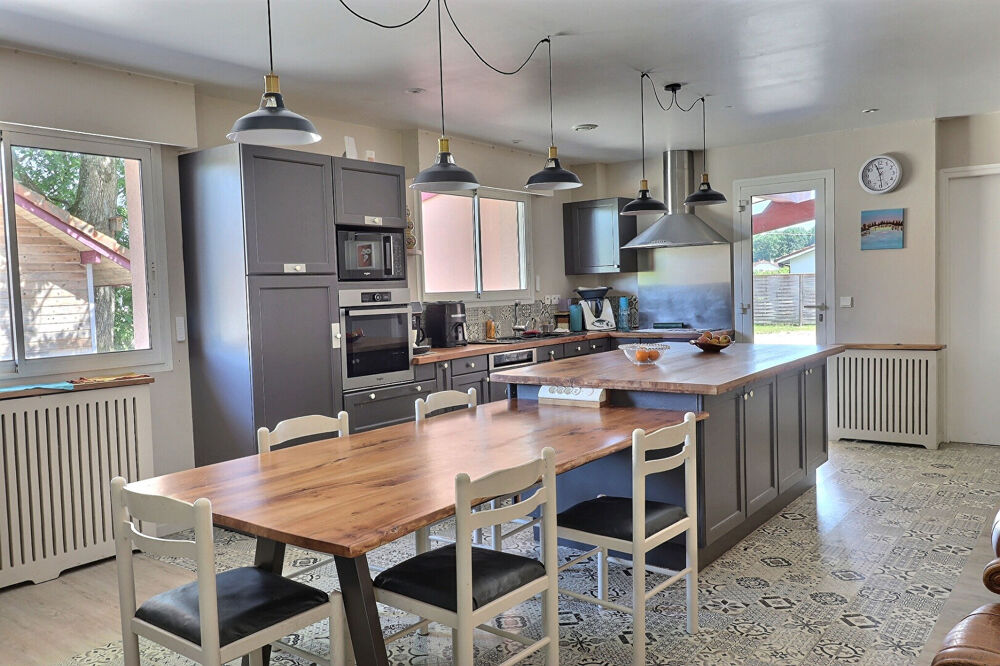 Vente Maison Maison  traditionnelle avec hangar à vendre Sainte colombe