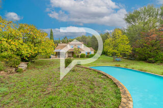  Maison  vendre 6 pices 363 m