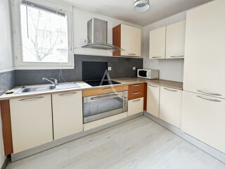  Appartement à louer 3 pièces 54 m²