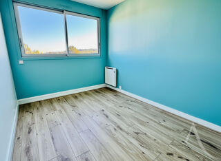  Appartement à louer 4 pièces 85 m²