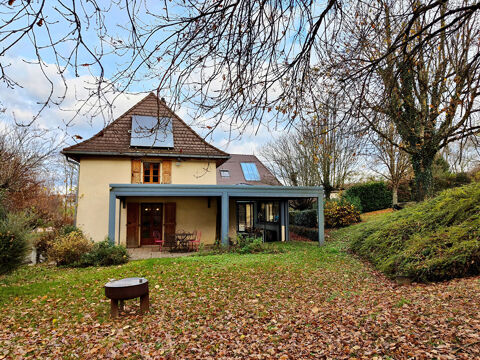   Maison dauphinoise - 164 m2 - Corbelin Maison - 5 pi�ce(s) - 164 m�