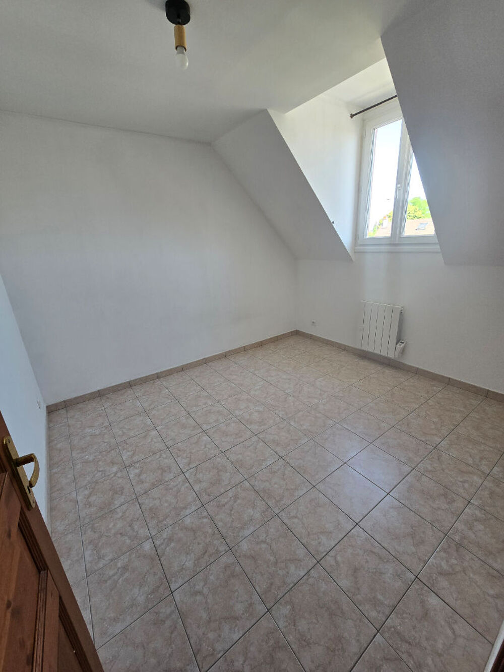 APPARTEMENT BRUYERES SUR OISE - 2 PIECES - 37.36m²