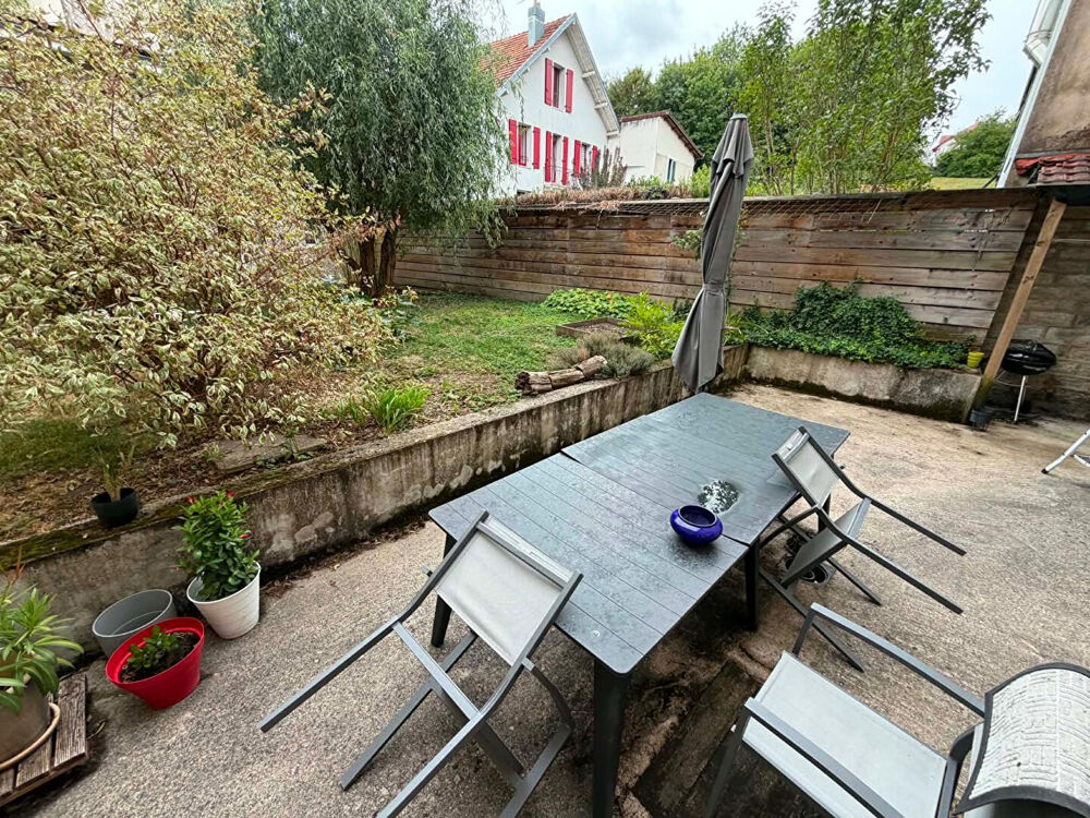 Vente Immeuble Immeuble  10 pièce(s) 171 m2 Vittel