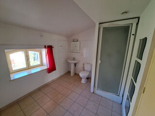  Appartement à louer 2 pièces 62 m²