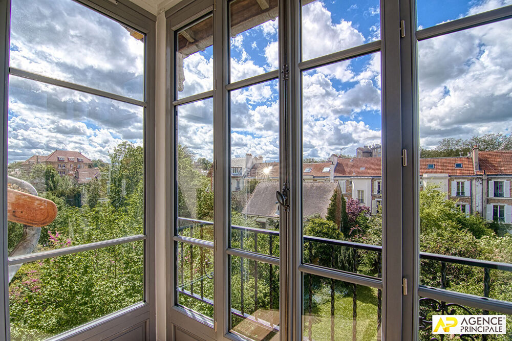 Vente Appartement Versailles Montreuil  St-Symphorien - Appartement 6 pièces en duplex  de 138m² au sol 