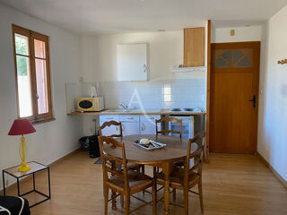  Appartement à louer 2 pièces 31 m²