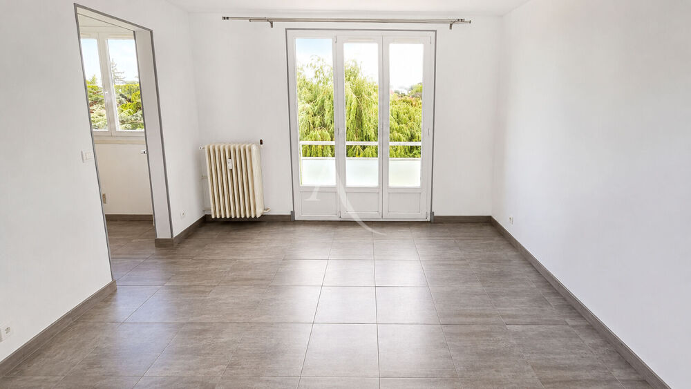 Appartement 1 pièce 35 m² · à Saint Thibault des Vignes · 35 m² · 139 900 €