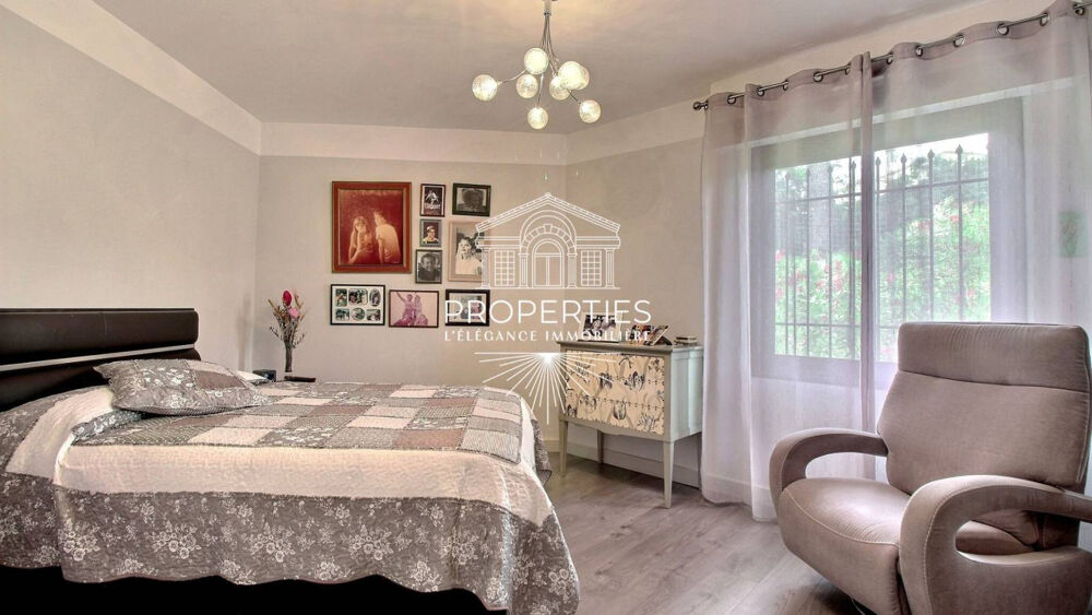 � vendre  Appartement Carqueiranne (83320)