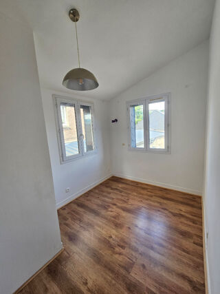 Location Appartement Appartement  3 pièce(s) 51 m2 Evreux