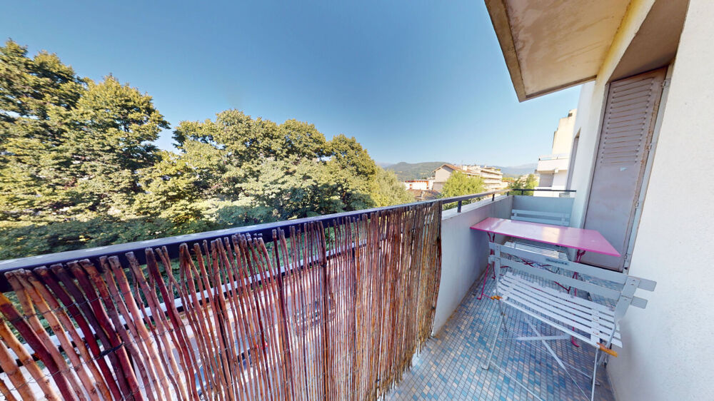 Vente Appartement Appartement 3 pièces de 68,21 m2 secteur Palais des Sports Grenoble