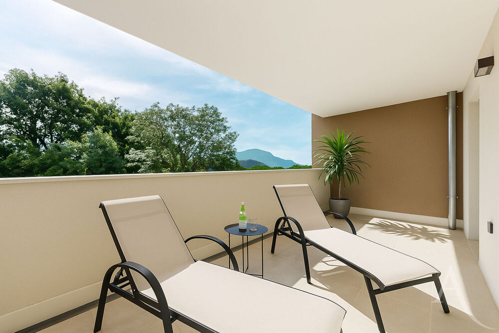 T4 de 83 m² , année 2024 , 1er étage