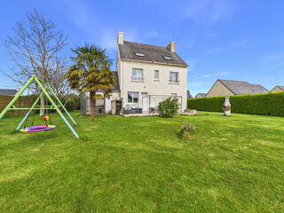 Maison 6 pièces 134 m² · à Plomelin · 134 m² · 276 000 €