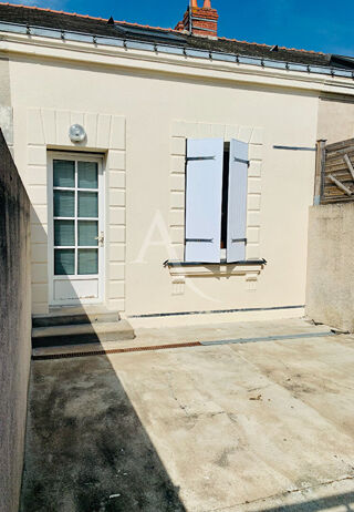  Appartement à louer 2 pièces 27 m²