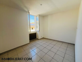  Appartement à louer 3 pièces 56 m²