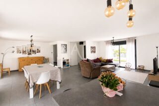  Maison � vendre 6 pi�ces 165 m�