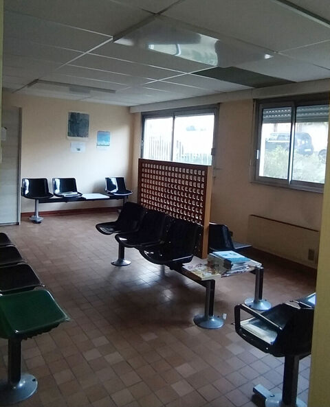 Thorigny sur Marne Local d'activité 7 pièces 164.04 m² 385000 77400 Lagny sur marne