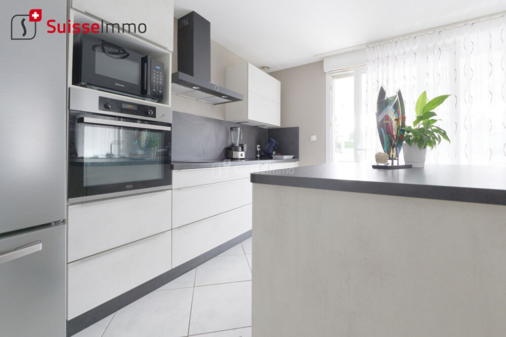 Vente Maison EXINCOURT - Maison de 2003 avec piscine, 136 m2 Exincourt