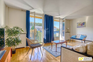 Appartement 5 pièces 102 m² · à Versailles · 102 m² · 845 000 €