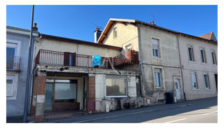  Immeuble  vendre 12 pices 300 m