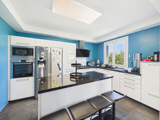  Maison à vendre 7 pièces 304 m²