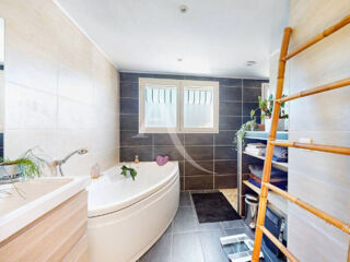  Maison  vendre 9 pices 277 m